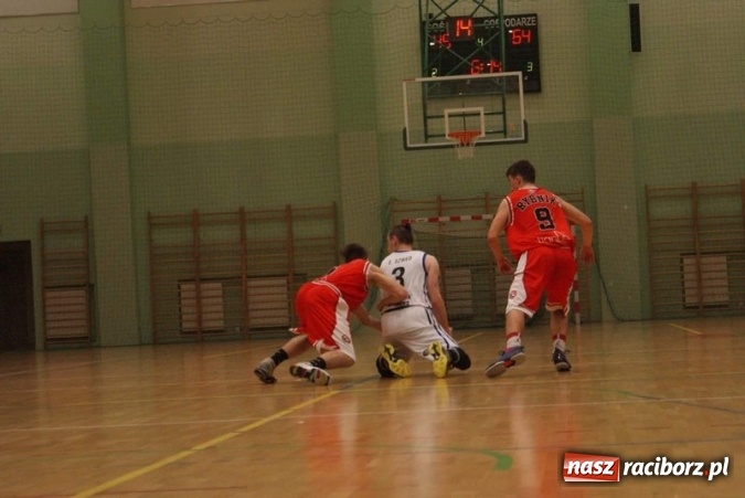 Zdjęcie w galerii na portalu naszraciborz.pl: Koszykówka. Kolejne zwycięstwo Ofensywy  wiadomości z regionu