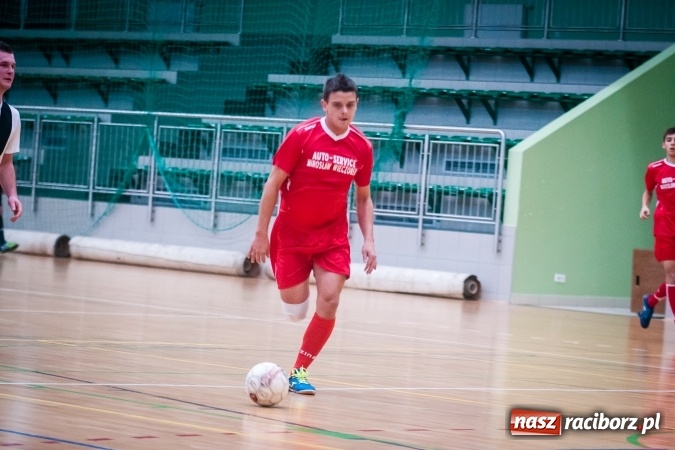 Zdjęcie w galerii na portalu naszraciborz.pl: Niedzielny maraton futsalu w Arenie Rafako wiadomości z regionu