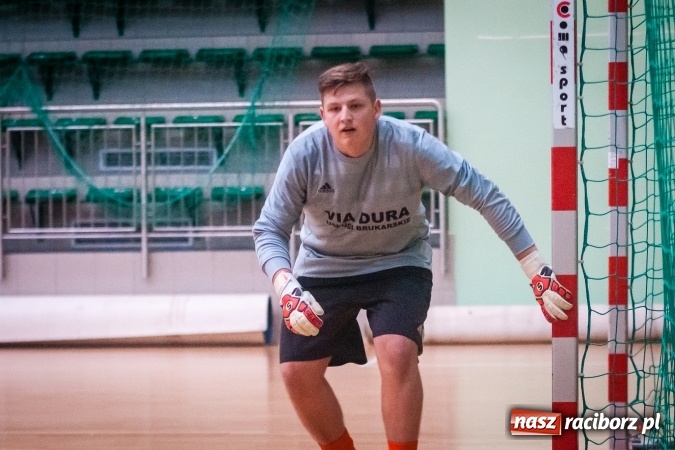 Zdjęcie w galerii na portalu naszraciborz.pl: Niedzielny maraton futsalu w Arenie Rafako wiadomości z regionu