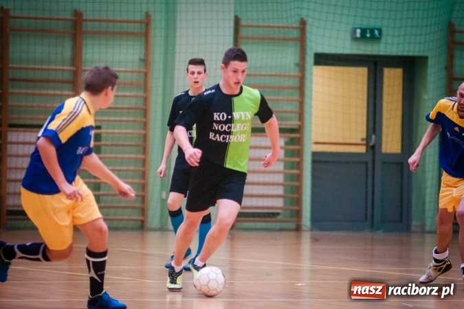Zdjęcie w galerii na portalu naszraciborz.pl: Niedzielny maraton futsalu w Arenie Rafako wiadomości z regionu
