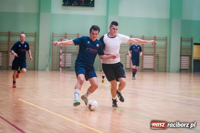 Zdjęcie w galerii na portalu naszraciborz.pl: Niedzielny maraton futsalu w Arenie Rafako wiadomości z regionu