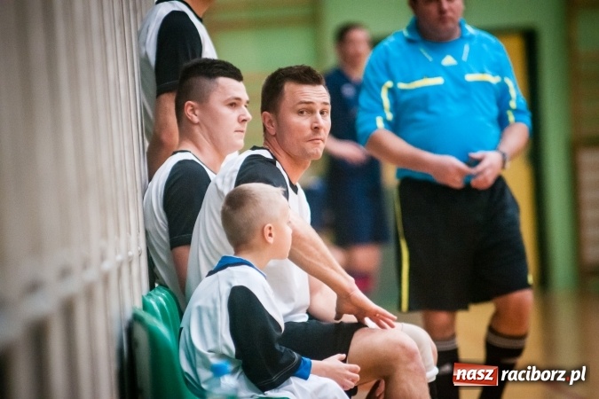 Zdjęcie w galerii na portalu naszraciborz.pl: Niedzielny maraton futsalu w Arenie Rafako wiadomości z regionu