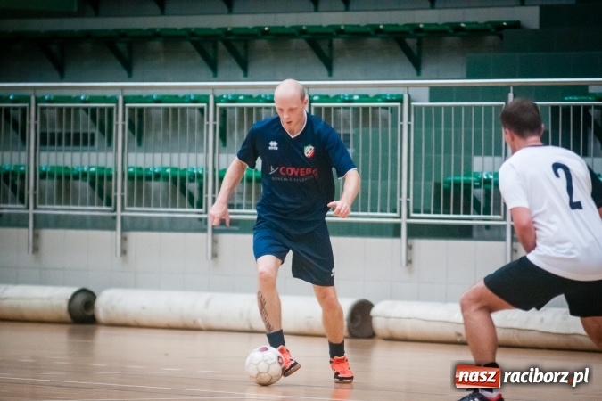 Zdjęcie w galerii na portalu naszraciborz.pl: Niedzielny maraton futsalu w Arenie Rafako wiadomości z regionu