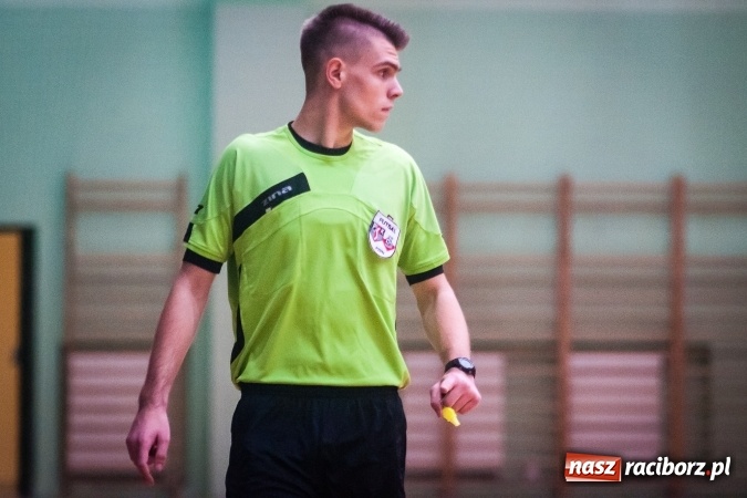 Zdjęcie w galerii na portalu naszraciborz.pl: Niedzielny maraton futsalu w Arenie Rafako wiadomości z regionu