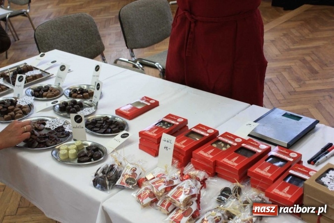 Zdjęcie w galerii na portalu naszraciborz.pl: Kulinarny powr&oacute;t do tradycji - pokaz w Hlucinie wiadomości z regionu