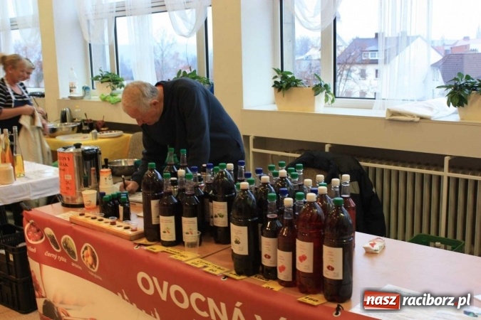 Zdjęcie w galerii na portalu naszraciborz.pl: Kulinarny powr&oacute;t do tradycji - pokaz w Hlucinie wiadomości z regionu