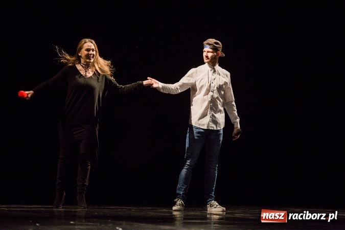 Zdjęcie w galerii na portalu naszraciborz.pl: Skaza wystąpiła charytatywnie dla Oliwii wiadomości z regionu