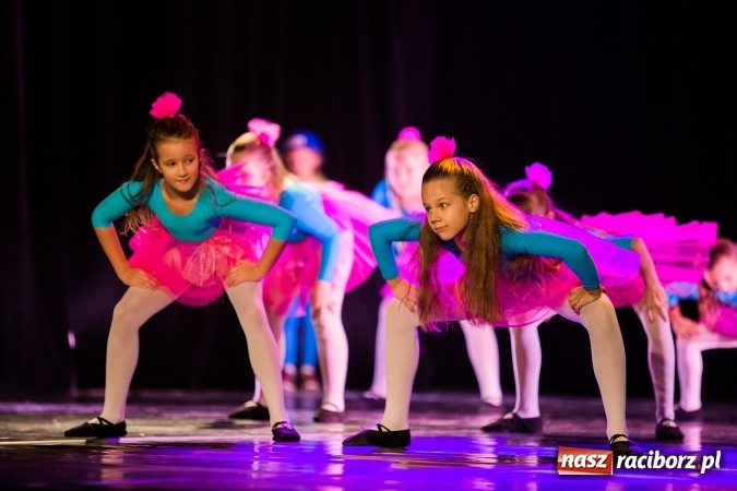 Zdjęcie w galerii na portalu naszraciborz.pl: Skaza wystąpiła charytatywnie dla Oliwii wiadomości z regionu