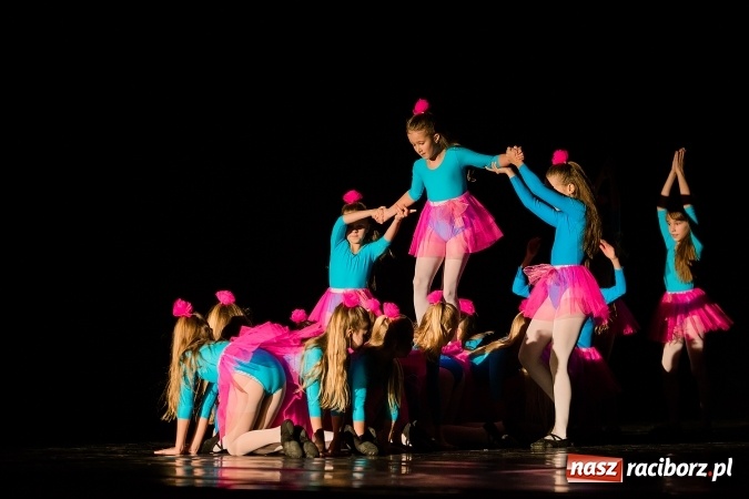 Zdjęcie w galerii na portalu naszraciborz.pl: Skaza wystąpiła charytatywnie dla Oliwii wiadomości z regionu