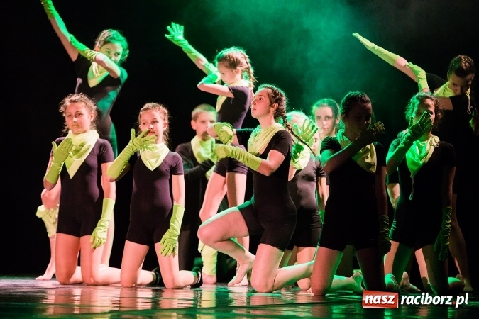 Zdjęcie w galerii na portalu naszraciborz.pl: Skaza wystąpiła charytatywnie dla Oliwii wiadomości z regionu