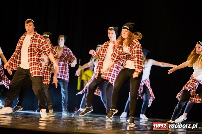 Zdjęcie w galerii na portalu naszraciborz.pl: Skaza wystąpiła charytatywnie dla Oliwii wiadomości z regionu