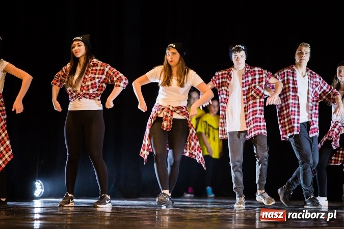 Zdjęcie w galerii na portalu naszraciborz.pl: Skaza wystąpiła charytatywnie dla Oliwii wiadomości z regionu