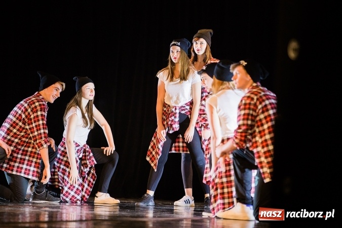 Zdjęcie w galerii na portalu naszraciborz.pl: Skaza wystąpiła charytatywnie dla Oliwii wiadomości z regionu