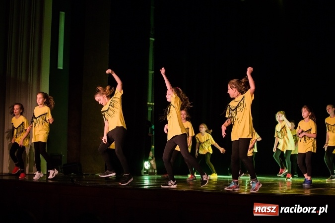 Zdjęcie w galerii na portalu naszraciborz.pl: Skaza wystąpiła charytatywnie dla Oliwii wiadomości z regionu