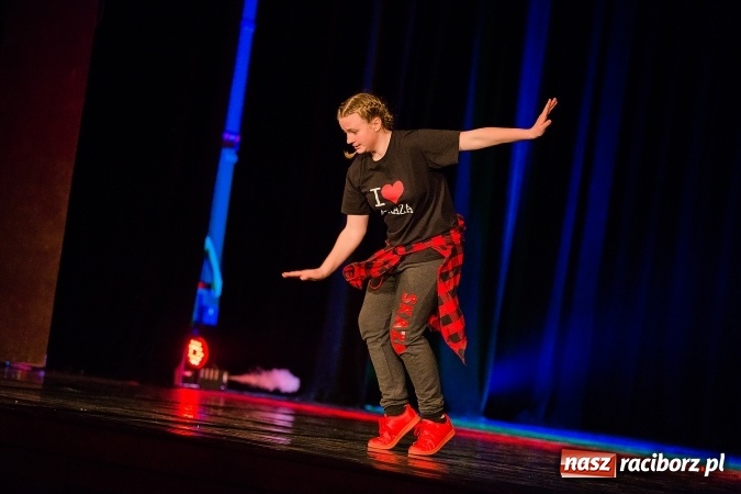 Zdjęcie w galerii na portalu naszraciborz.pl: Skaza wystąpiła charytatywnie dla Oliwii wiadomości z regionu