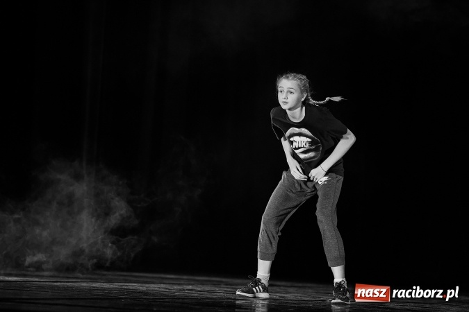 Zdjęcie w galerii na portalu naszraciborz.pl: Skaza wystąpiła charytatywnie dla Oliwii wiadomości z regionu