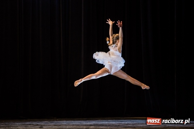 Zdjęcie w galerii na portalu naszraciborz.pl: Skaza wystąpiła charytatywnie dla Oliwii wiadomości z regionu