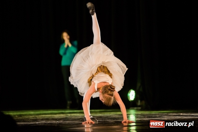 Zdjęcie w galerii na portalu naszraciborz.pl: Skaza wystąpiła charytatywnie dla Oliwii wiadomości z regionu