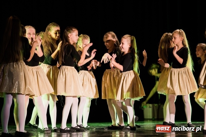 Zdjęcie w galerii na portalu naszraciborz.pl: Skaza wystąpiła charytatywnie dla Oliwii wiadomości z regionu