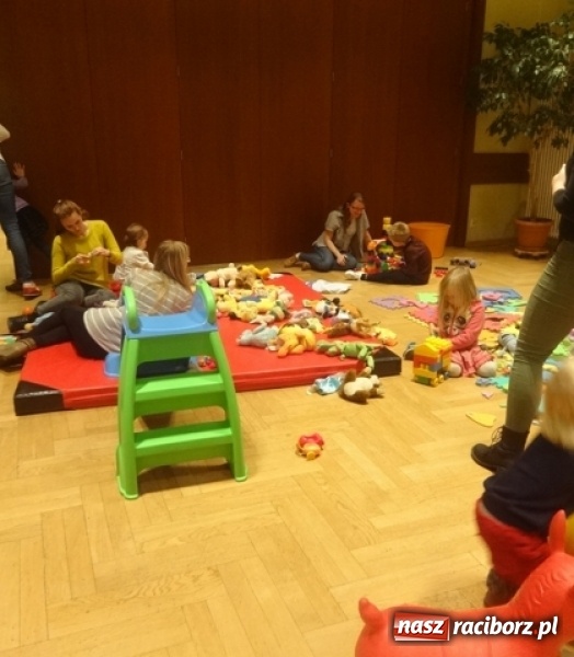 Zdjęcie w galerii na portalu naszraciborz.pl: Dokąd wybrały się Fikusie?  wiadomości z regionu