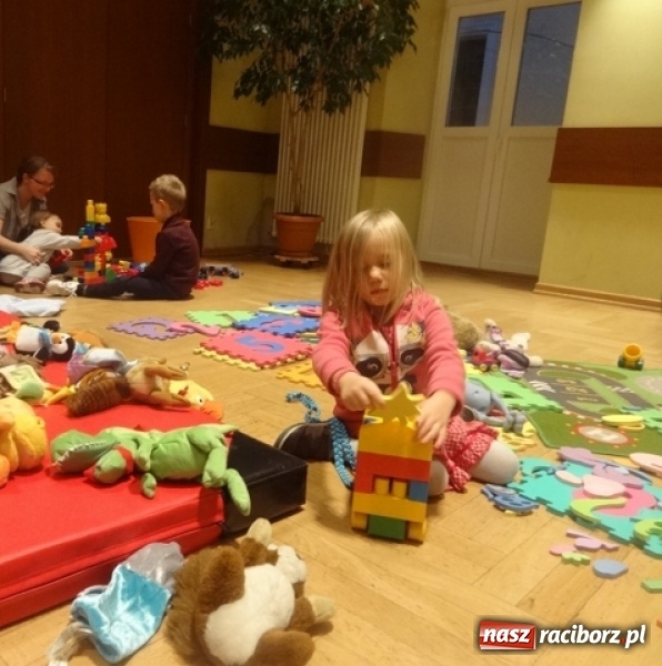 Zdjęcie w galerii na portalu naszraciborz.pl: Dokąd wybrały się Fikusie?  wiadomości z regionu