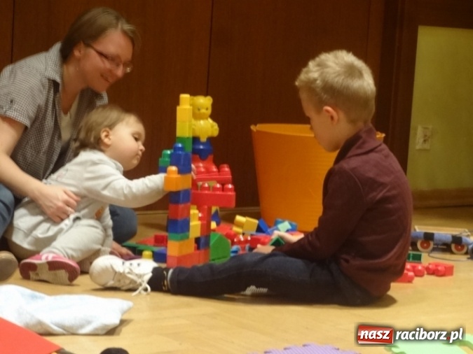 Zdjęcie w galerii na portalu naszraciborz.pl: Dokąd wybrały się Fikusie?  wiadomości z regionu