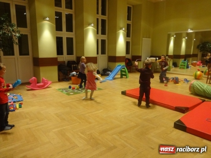 Zdjęcie w galerii na portalu naszraciborz.pl: Dokąd wybrały się Fikusie?  wiadomości z regionu