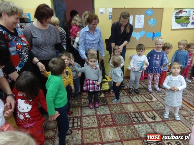 Zdjęcie w galerii na portalu naszraciborz.pl: Dokąd wybrały się Fikusie?  wiadomości z regionu