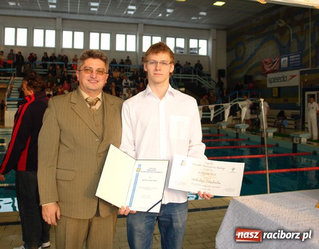 Zdjęcie w galerii na portalu naszraciborz.pl: Najlepsi sportowcy nagrodzeni wiadomości z regionu