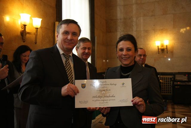 Zdjęcie w galerii na portalu naszraciborz.pl: Najlepsi sportowcy nagrodzeni wiadomości z regionu