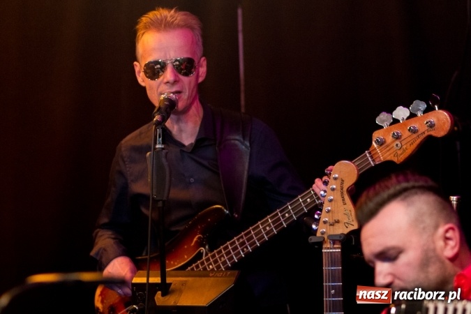 Zdjęcie w galerii na portalu naszraciborz.pl: Lidia Pospieszalska wystąpiła na Końcu Świata wiadomości z regionu