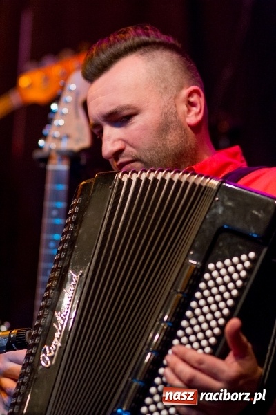 Zdjęcie w galerii na portalu naszraciborz.pl: Lidia Pospieszalska wystąpiła na Końcu Świata wiadomości z regionu