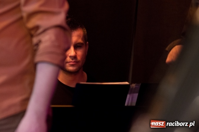 Zdjęcie w galerii na portalu naszraciborz.pl: Lidia Pospieszalska wystąpiła na Końcu Świata wiadomości z regionu