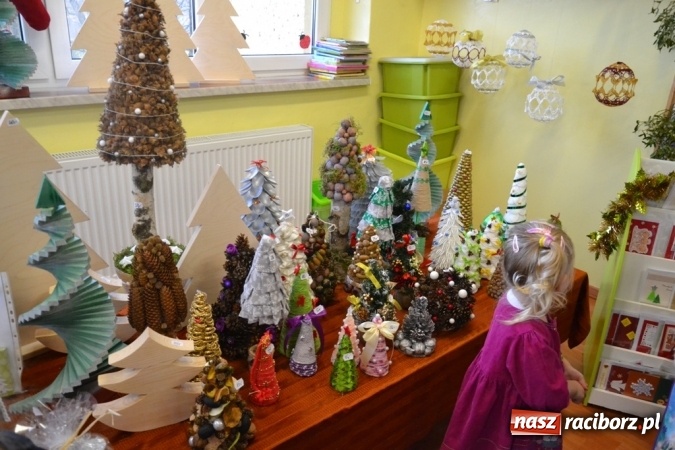 Zdjęcie w galerii na portalu naszraciborz.pl: Kiermasz adwentowy Przedszkola w Rudach to już tradycja!  wiadomości z regionu