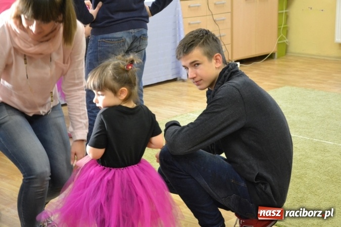 Zdjęcie w galerii na portalu naszraciborz.pl: Kiermasz adwentowy Przedszkola w Rudach to już tradycja!  wiadomości z regionu