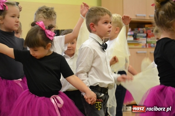 Zdjęcie w galerii na portalu naszraciborz.pl: Kiermasz adwentowy Przedszkola w Rudach to już tradycja!  wiadomości z regionu