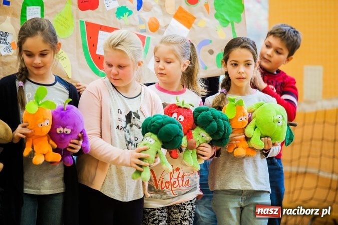 Zdjęcie w galerii na portalu naszraciborz.pl: W Szkole Podstawowej nr 13 podsumowano tydzień profilaktyki wiadomości z regionu