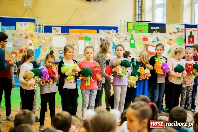 Zdjęcie w galerii na portalu naszraciborz.pl: W Szkole Podstawowej nr 13 podsumowano tydzień profilaktyki wiadomości z regionu