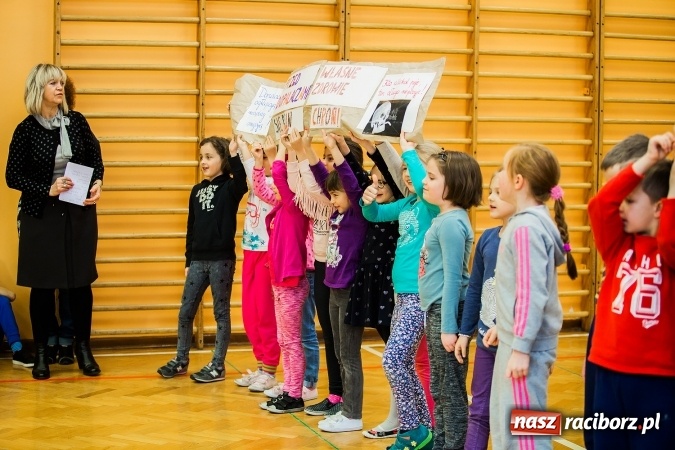 Zdjęcie w galerii na portalu naszraciborz.pl: W Szkole Podstawowej nr 13 podsumowano tydzień profilaktyki wiadomości z regionu