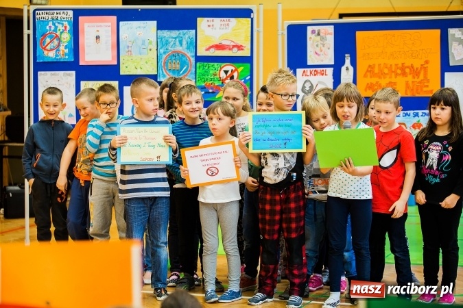 Zdjęcie w galerii na portalu naszraciborz.pl: W Szkole Podstawowej nr 13 podsumowano tydzień profilaktyki wiadomości z regionu
