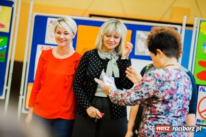 Zdjęcie w galerii na portalu naszraciborz.pl: W Szkole Podstawowej nr 13 podsumowano tydzień profilaktyki wiadomości z regionu