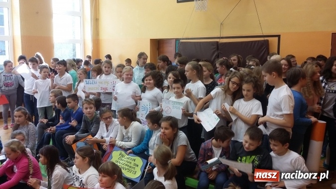 Zdjęcie w galerii na portalu naszraciborz.pl: W Szkole Podstawowej nr 13 podsumowano tydzień profilaktyki wiadomości z regionu