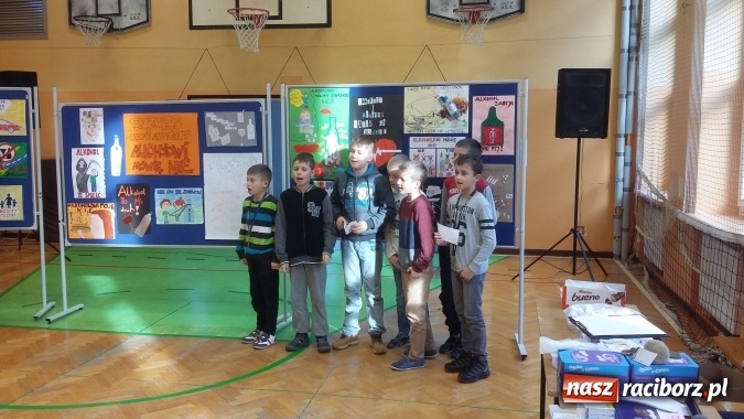 Zdjęcie w galerii na portalu naszraciborz.pl: W Szkole Podstawowej nr 13 podsumowano tydzień profilaktyki wiadomości z regionu