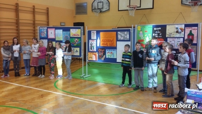 Zdjęcie w galerii na portalu naszraciborz.pl: W Szkole Podstawowej nr 13 podsumowano tydzień profilaktyki wiadomości z regionu
