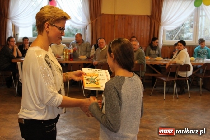 Zdjęcie w galerii na portalu naszraciborz.pl: Niedzielne spotkanie schlagballist&oacute;w w sali OSP Wojnowice wiadomości z regionu