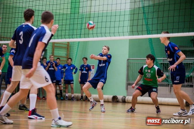 Zdjęcie w galerii na portalu naszraciborz.pl: Dwa oblicza kadetów Rafako. Udana pogoń Bielska-Białej wiadomości z regionu
