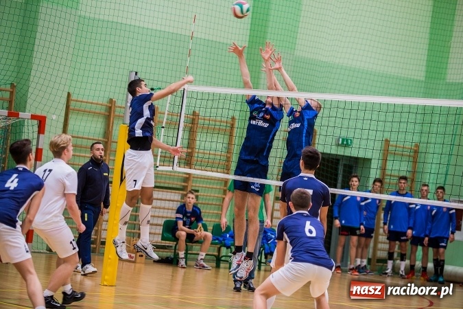 Zdjęcie w galerii na portalu naszraciborz.pl: Dwa oblicza kadetów Rafako. Udana pogoń Bielska-Białej wiadomości z regionu