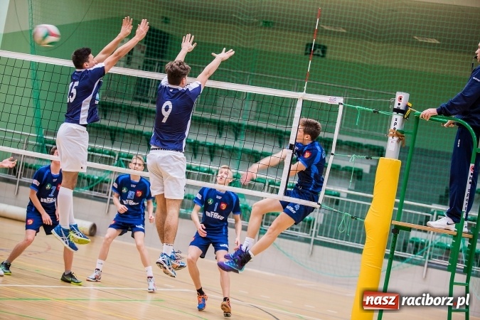 Zdjęcie w galerii na portalu naszraciborz.pl: Dwa oblicza kadetów Rafako. Udana pogoń Bielska-Białej wiadomości z regionu