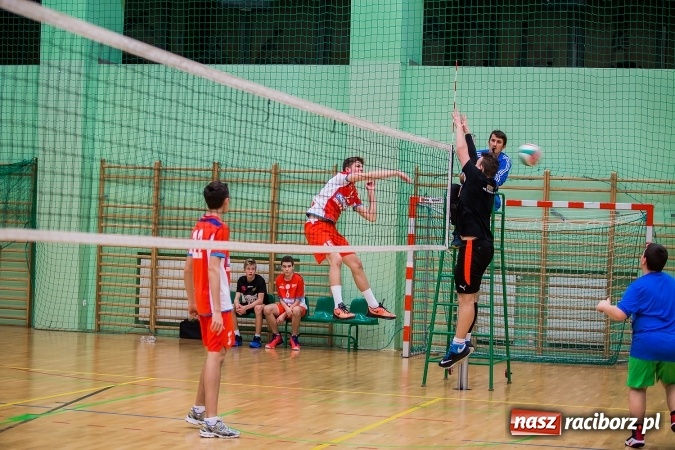 Zdjęcie w galerii na portalu naszraciborz.pl: Dwa oblicza kadetów Rafako. Udana pogoń Bielska-Białej wiadomości z regionu