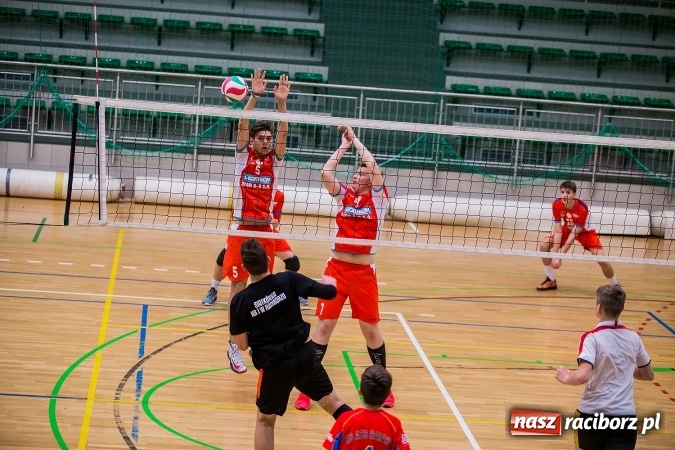 Zdjęcie w galerii na portalu naszraciborz.pl: Dwa oblicza kadetów Rafako. Udana pogoń Bielska-Białej wiadomości z regionu